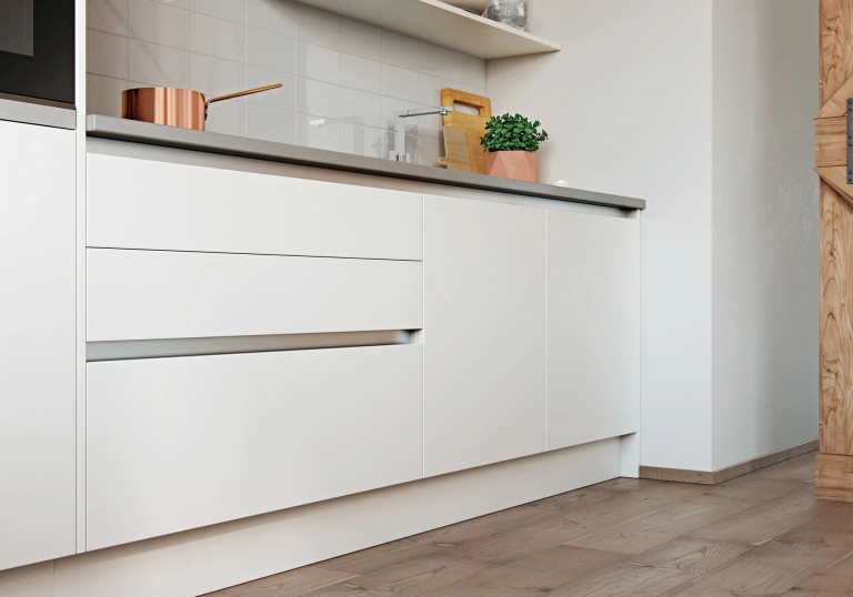 Aluminium Rail Shown With Zola Matte White