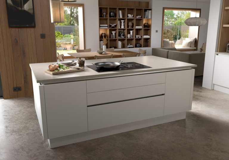 True Handle-less Rails Can Wrap Around An Island For A Sleek Look. Shown Here In Aluminium With Zola Matte White