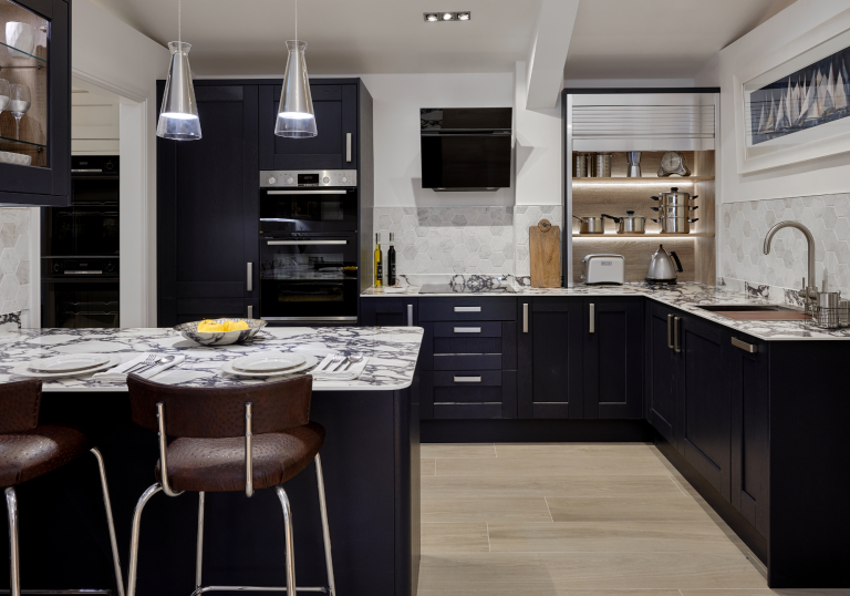 Viola Blue 12mm Looks Stunning In This Kensington Indigo Display